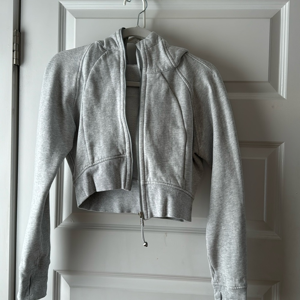 Cropped Lulu sweater